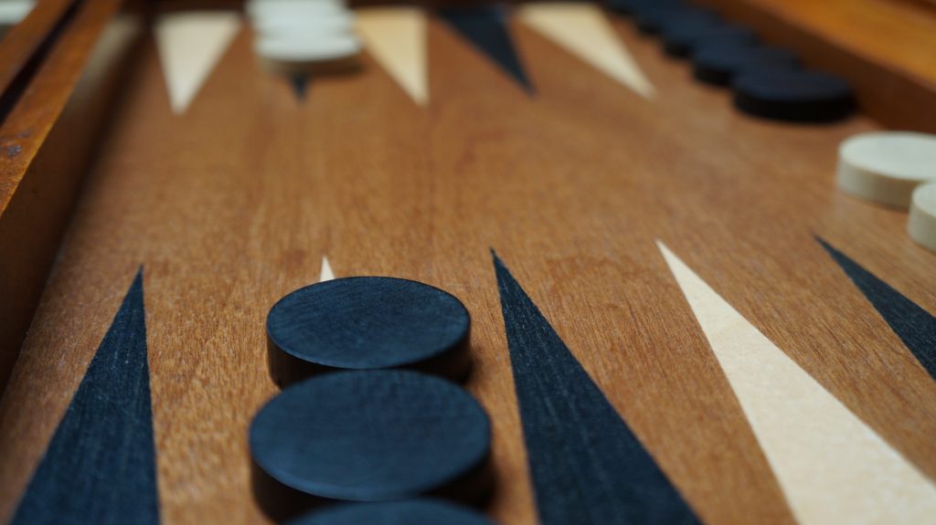 backgammon checkers and board